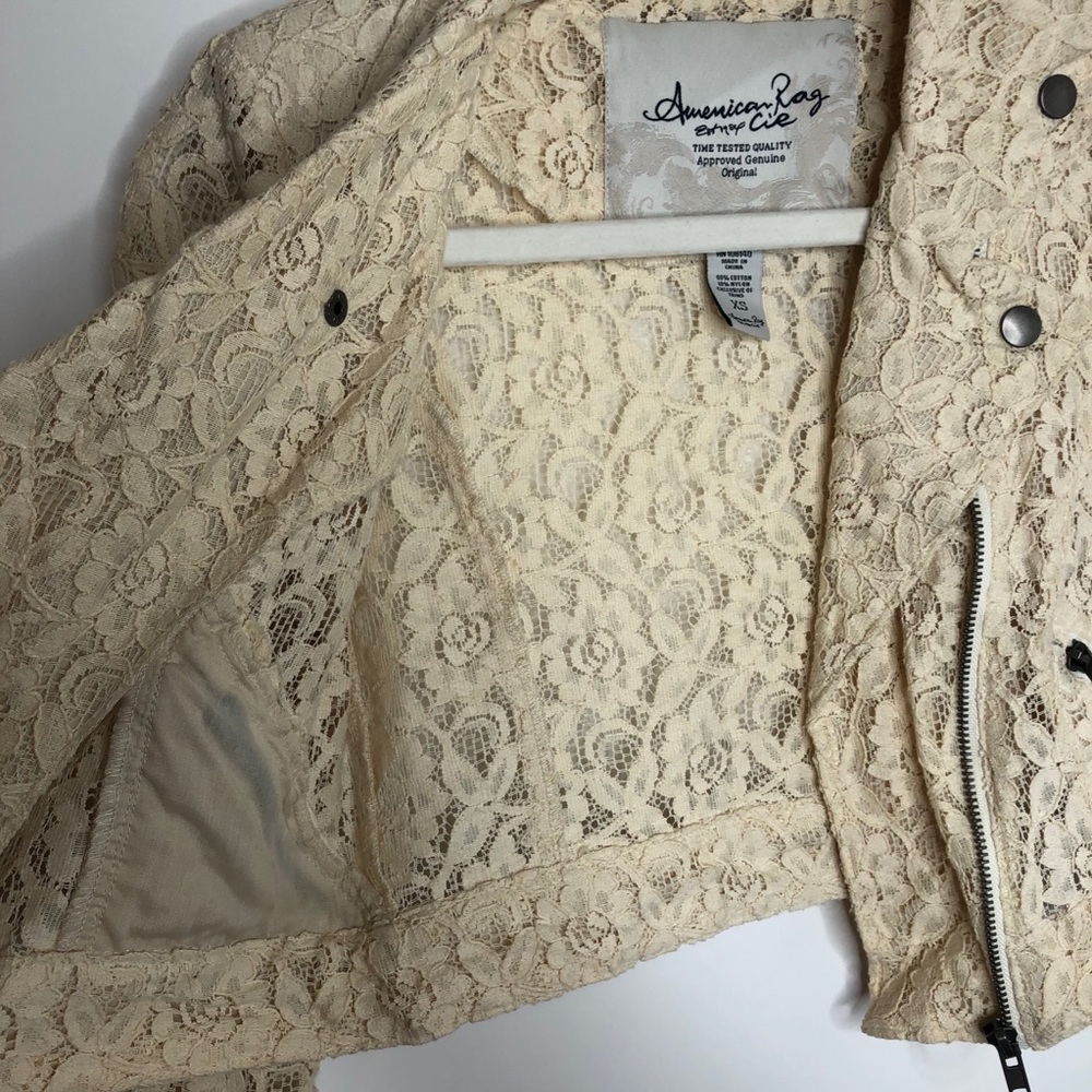 American Rag cream lace moto cropped jacket - Picture 3 of 7